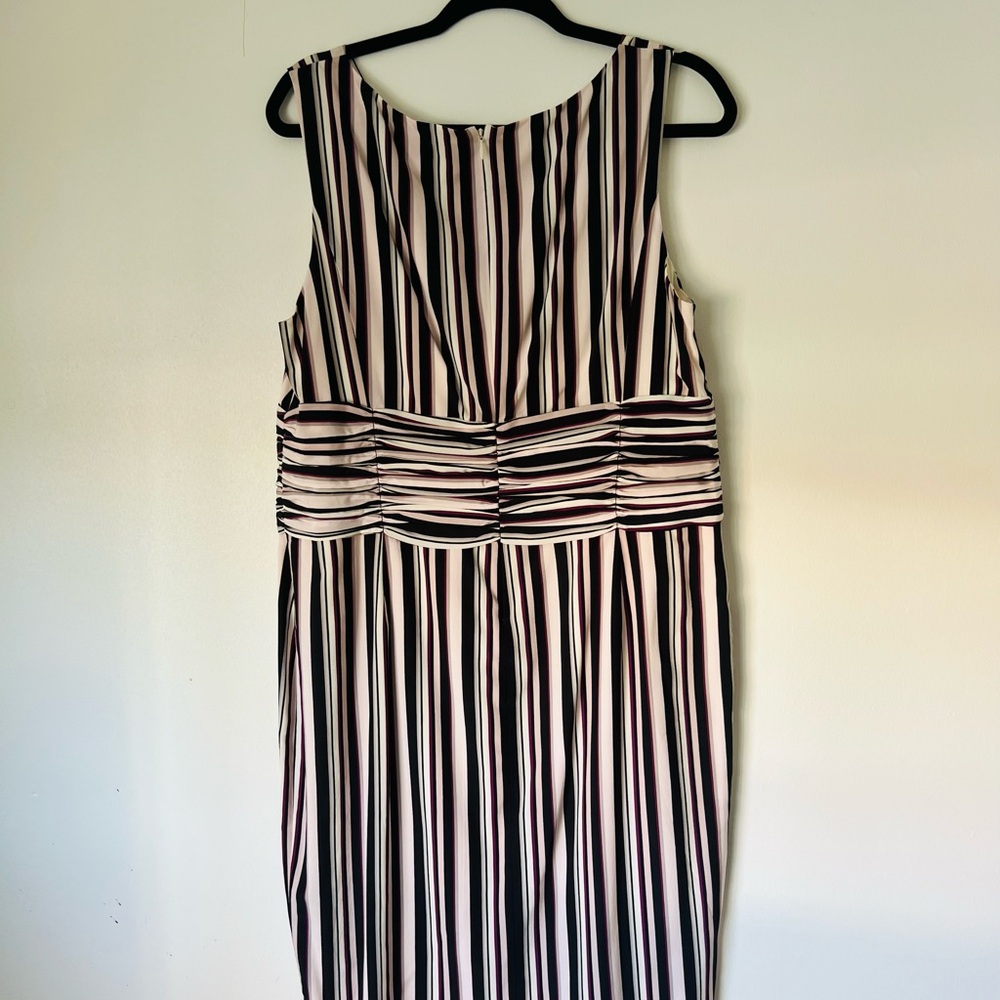 St John Stiped Dress - Picture 8 of 8